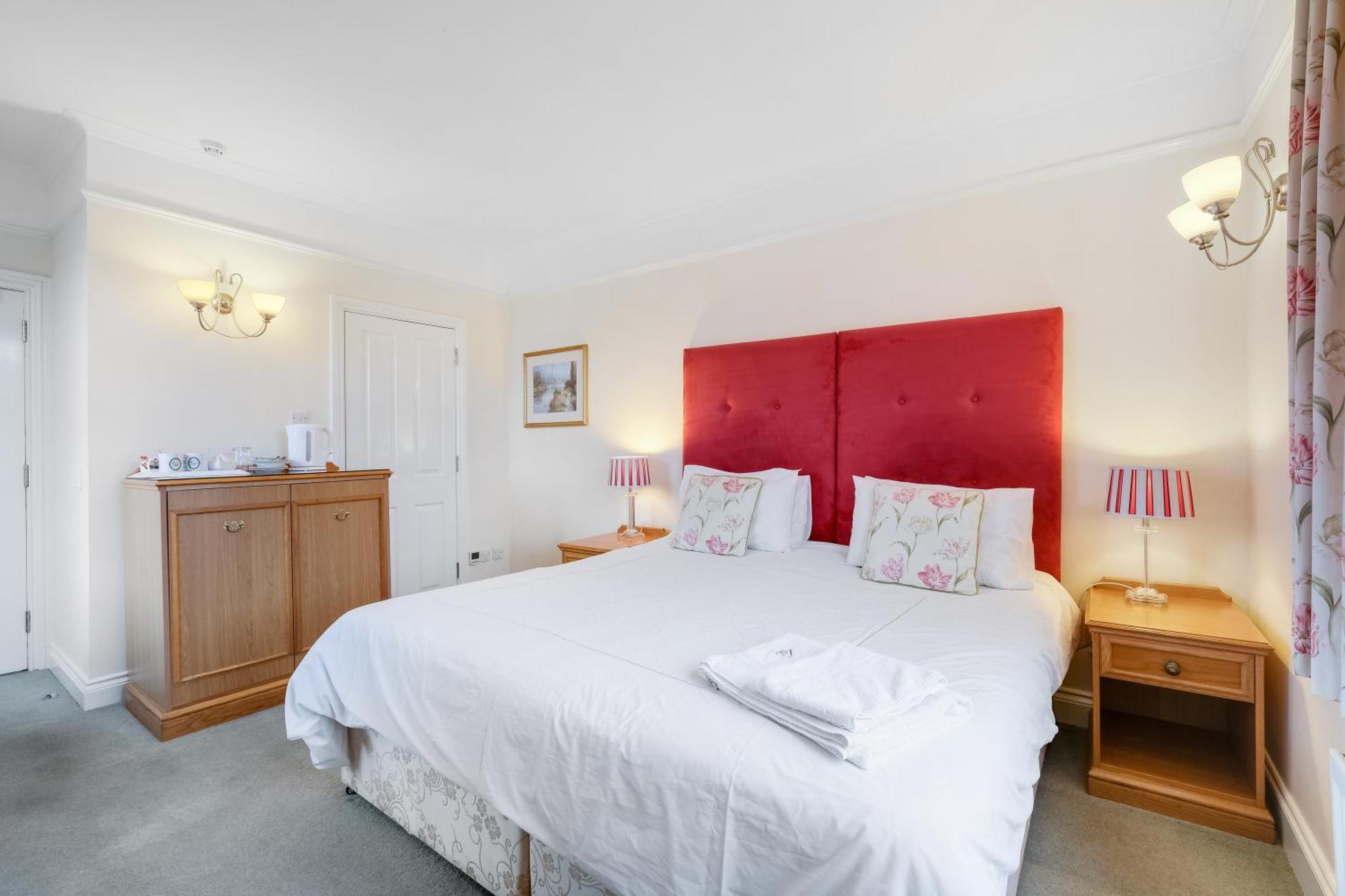 Charles House - Windsor Castle Hotel Eksteriør billede