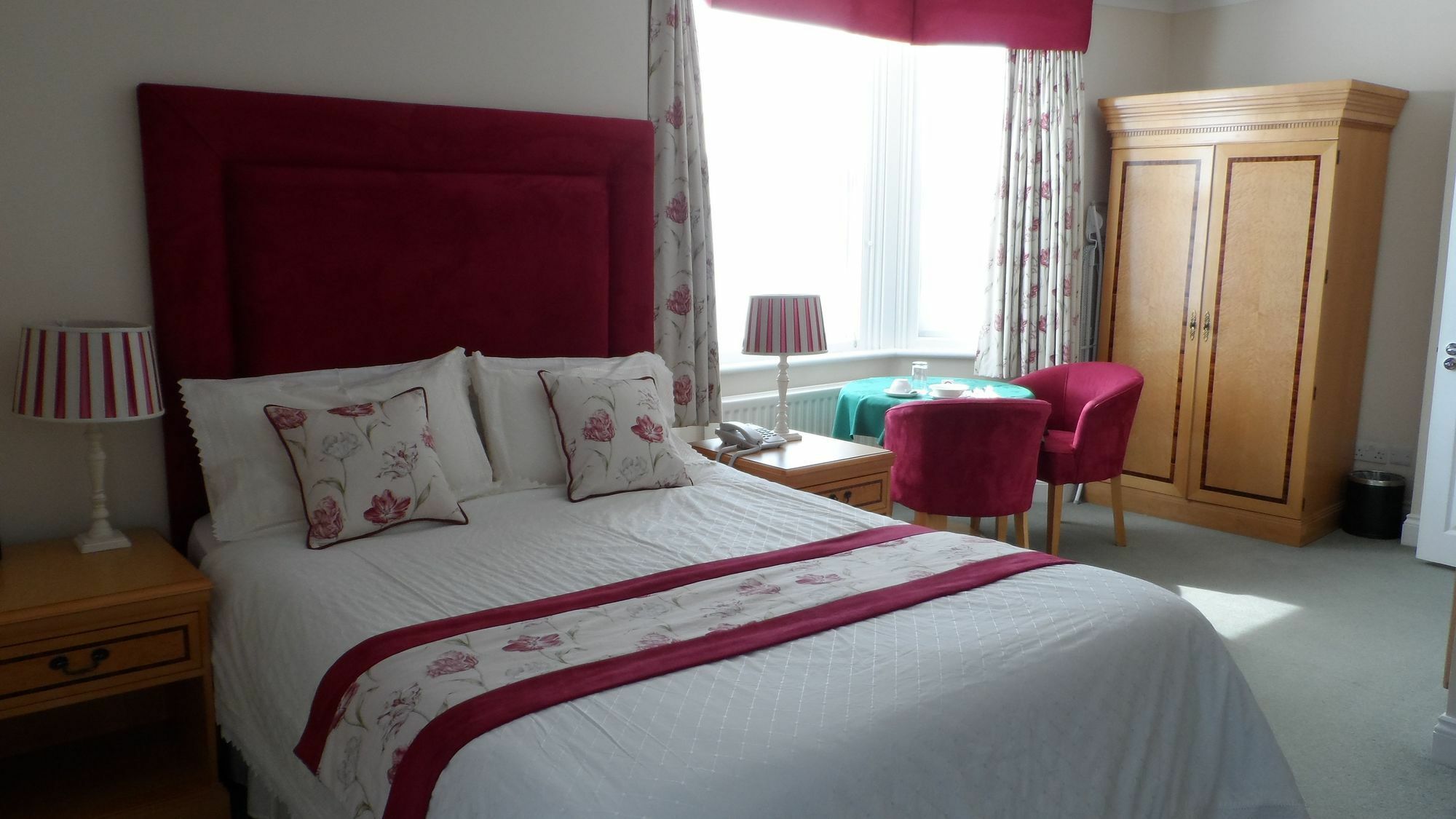 Charles House - Windsor Castle Hotel Eksteriør billede